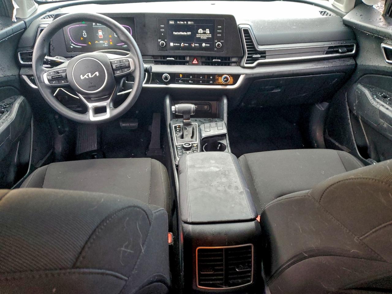 2025 KIA SPORTAGE LX photo 8