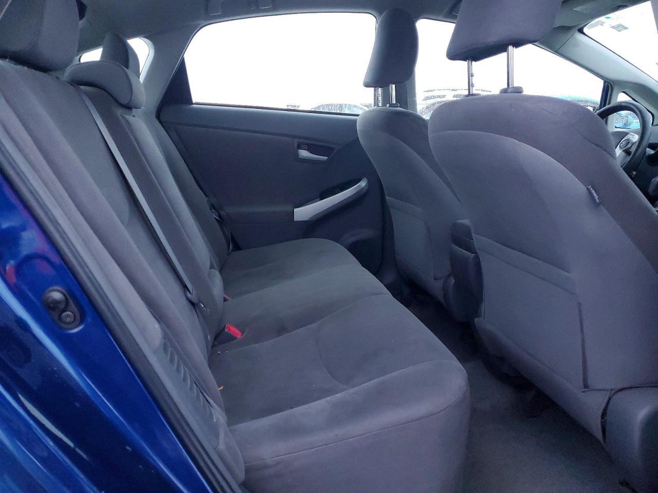 2011 TOYOTA PRIUS photo 10