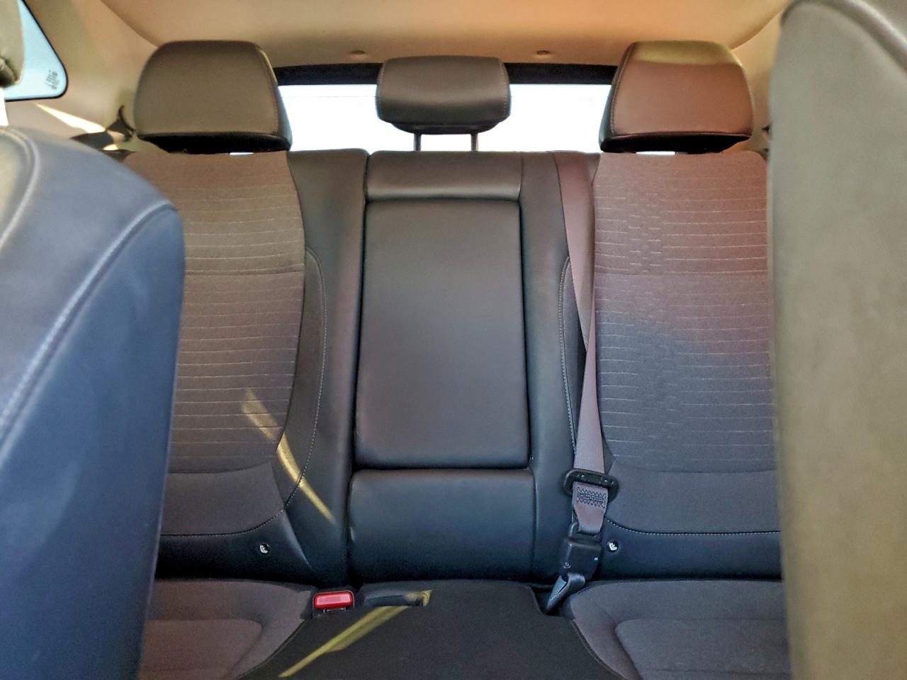 2021 KIA SELTOS S photo 10