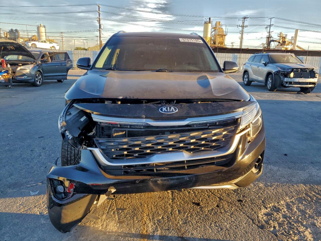 2021 KIA SELTOS S photo 5