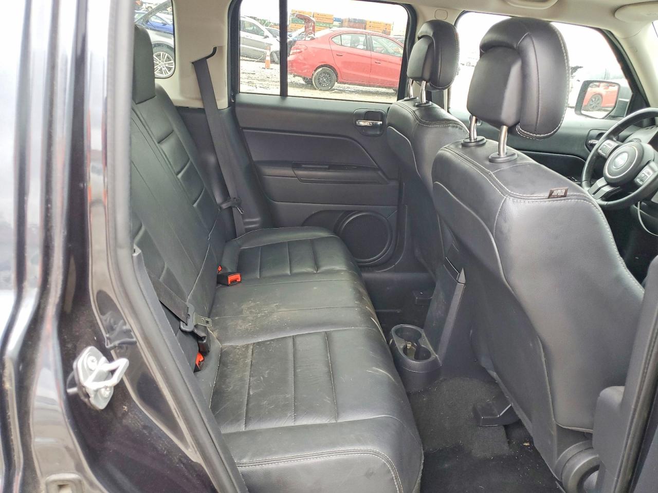 2015 JEEP PATRIOT LATITUDE photo 11