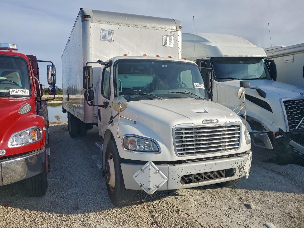 2015 FREIGHTLINER M2 106 MEDIUM DUTY photo 4