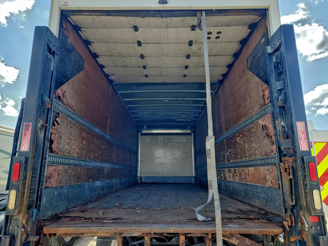 2015 FREIGHTLINER M2 106 MEDIUM DUTY photo 10