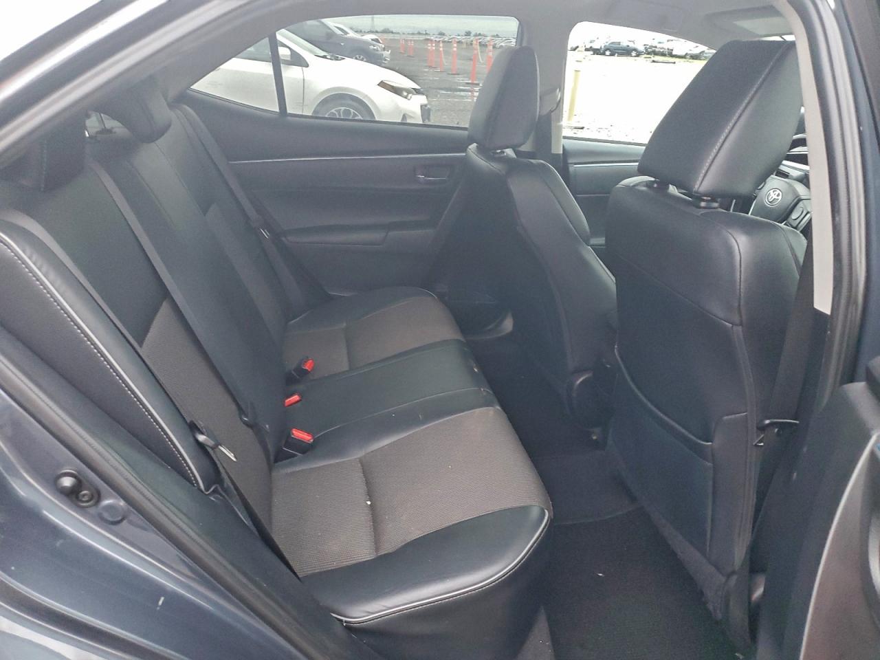 2014 TOYOTA COROLLA L photo 10