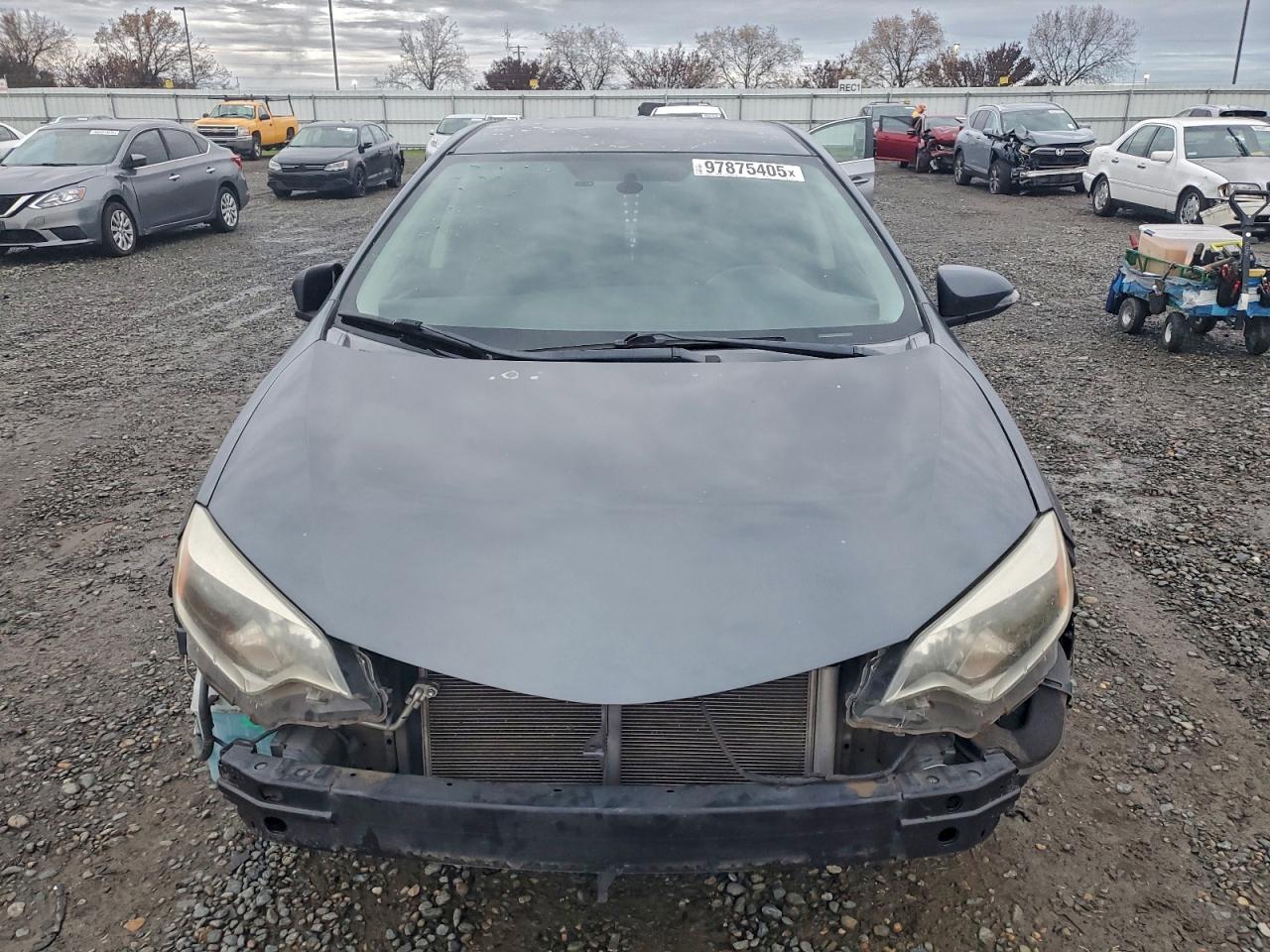 2014 TOYOTA COROLLA L photo 5