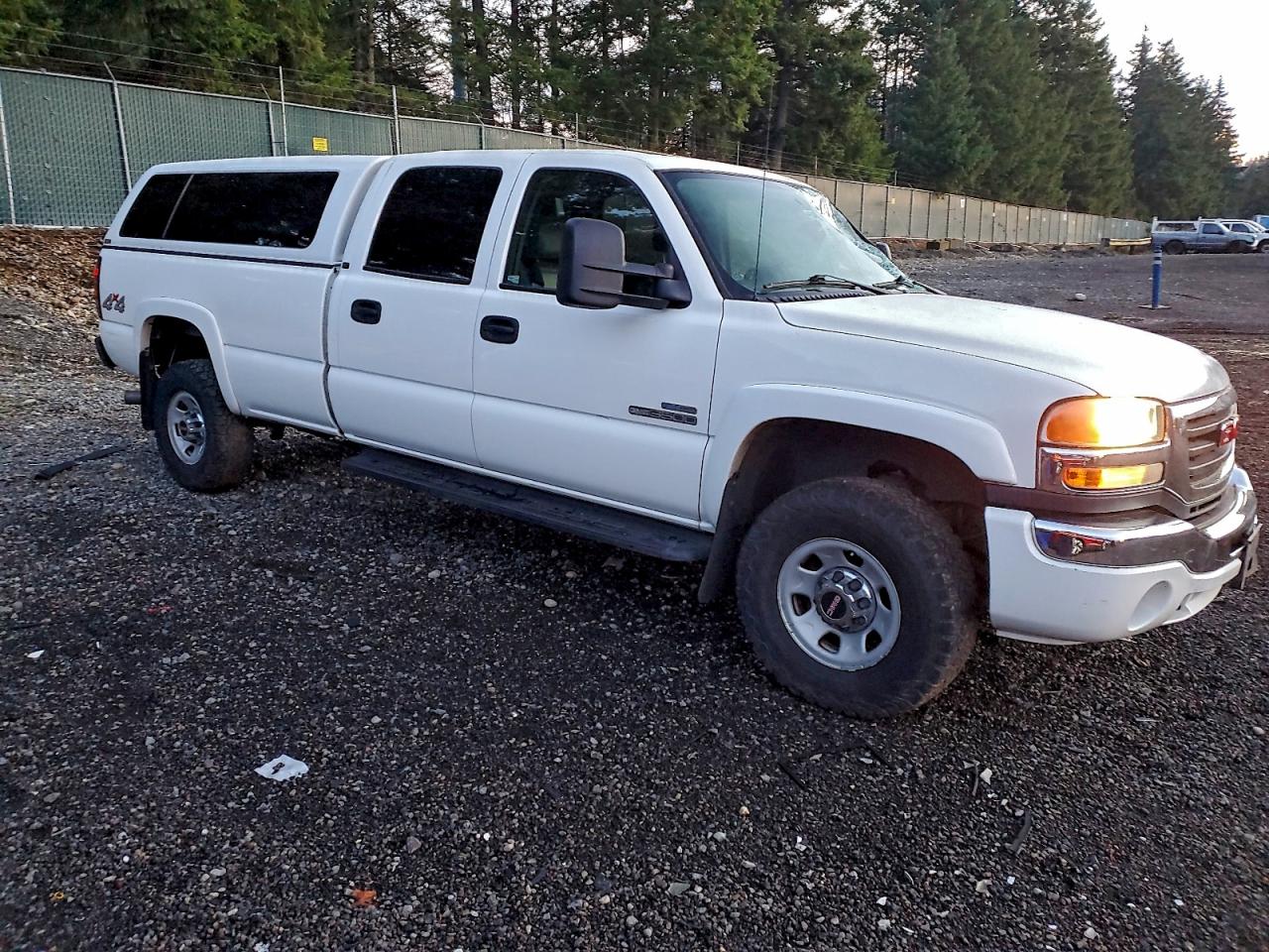 2006 GMC NEW SIERRA K3500 photo 4