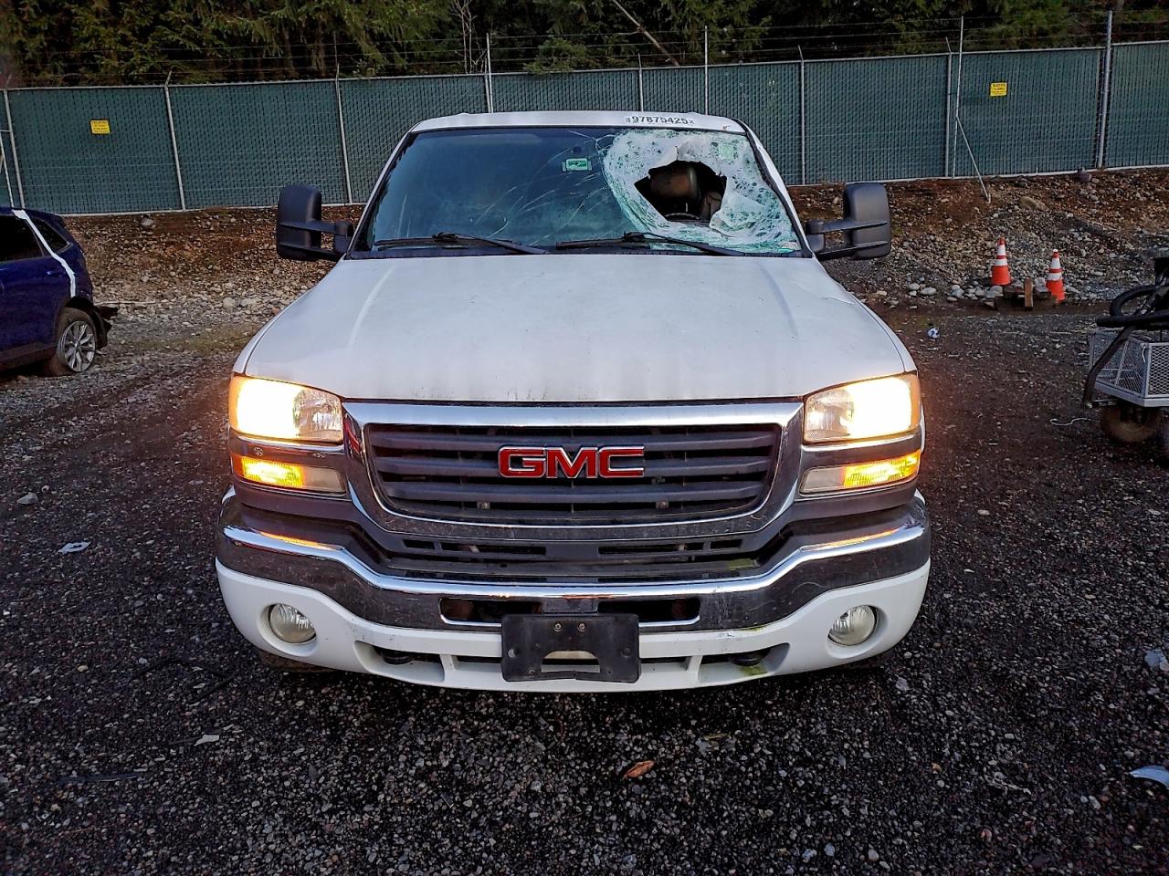 2006 GMC NEW SIERRA K3500 photo 5