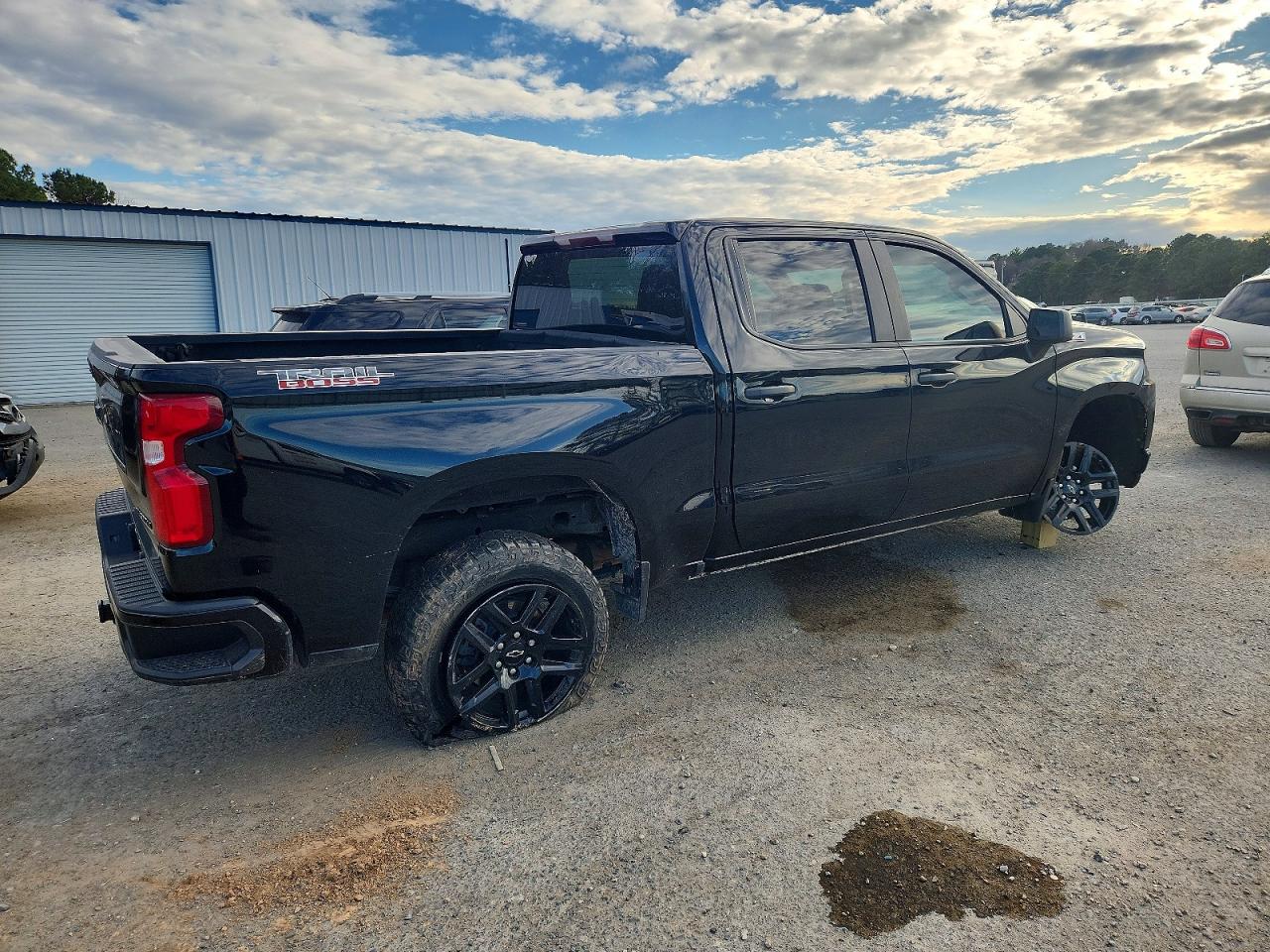 2021 CHEVROLET SILVERADO K1500 TRAIL BOSS CUSTOM photo 3
