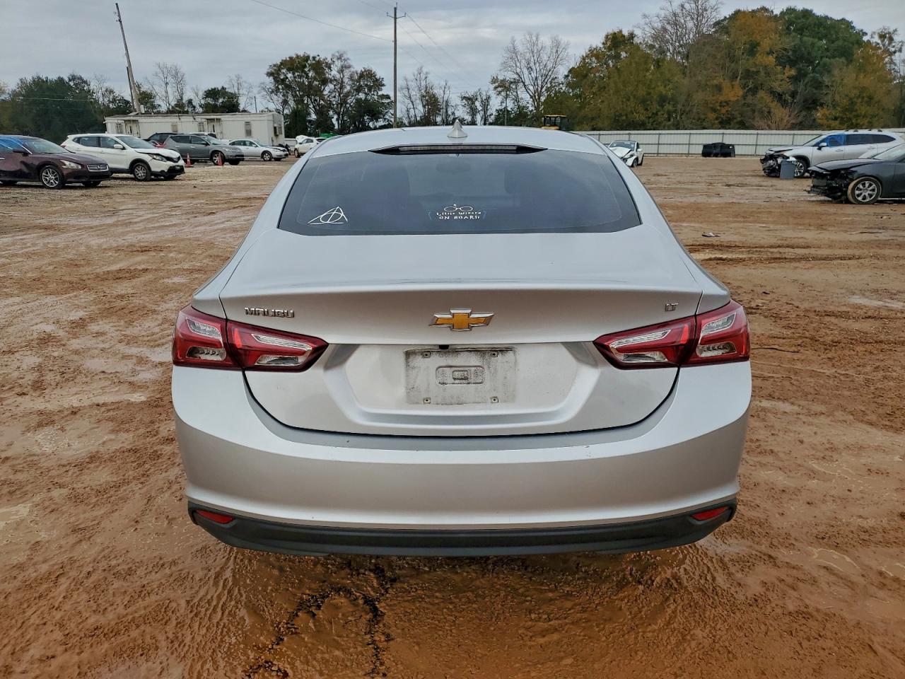 2021 CHEVROLET MALIBU LT photo 6