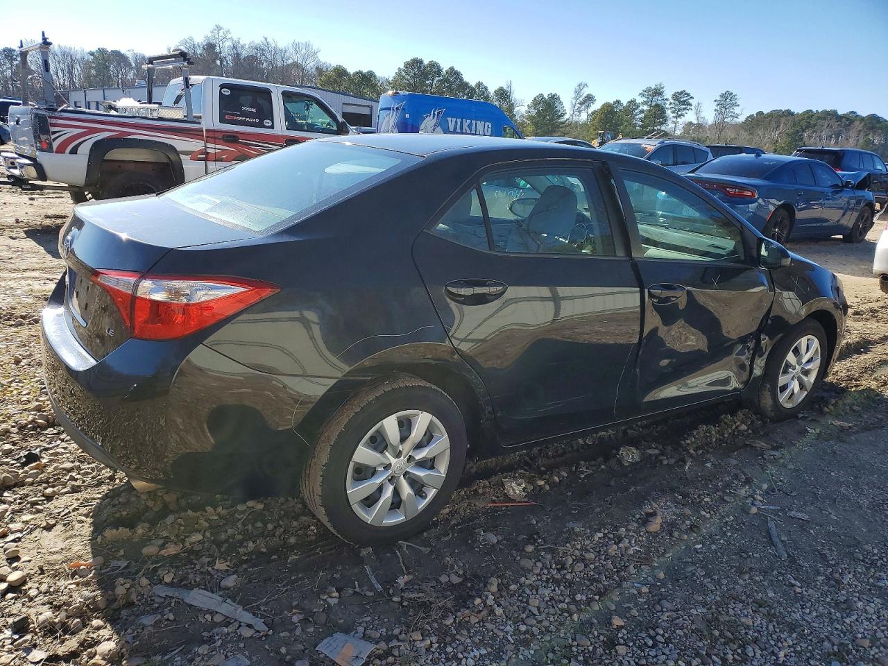 2015 TOYOTA COROLLA L photo 3