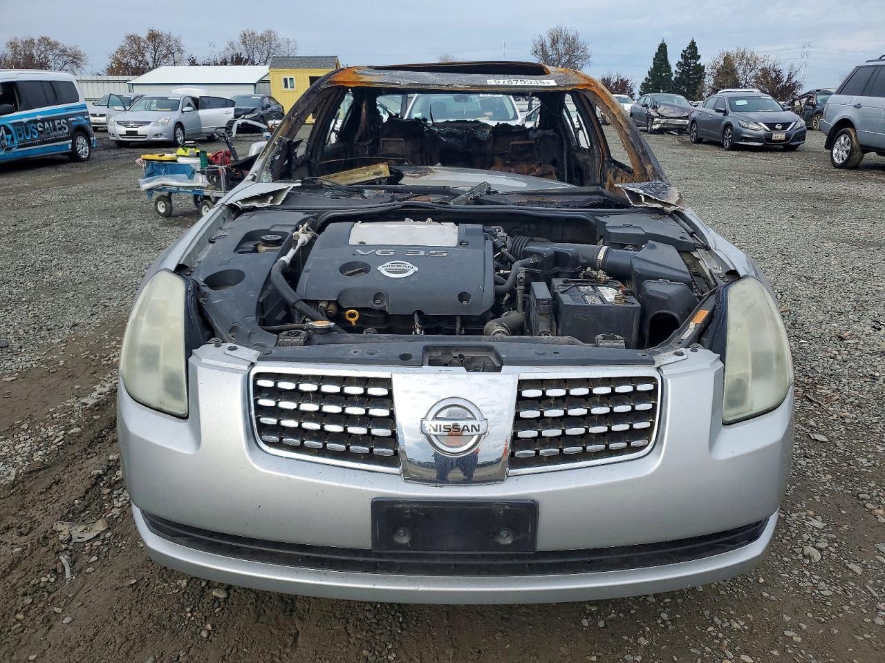 2005 NISSAN MAXIMA SE photo 5