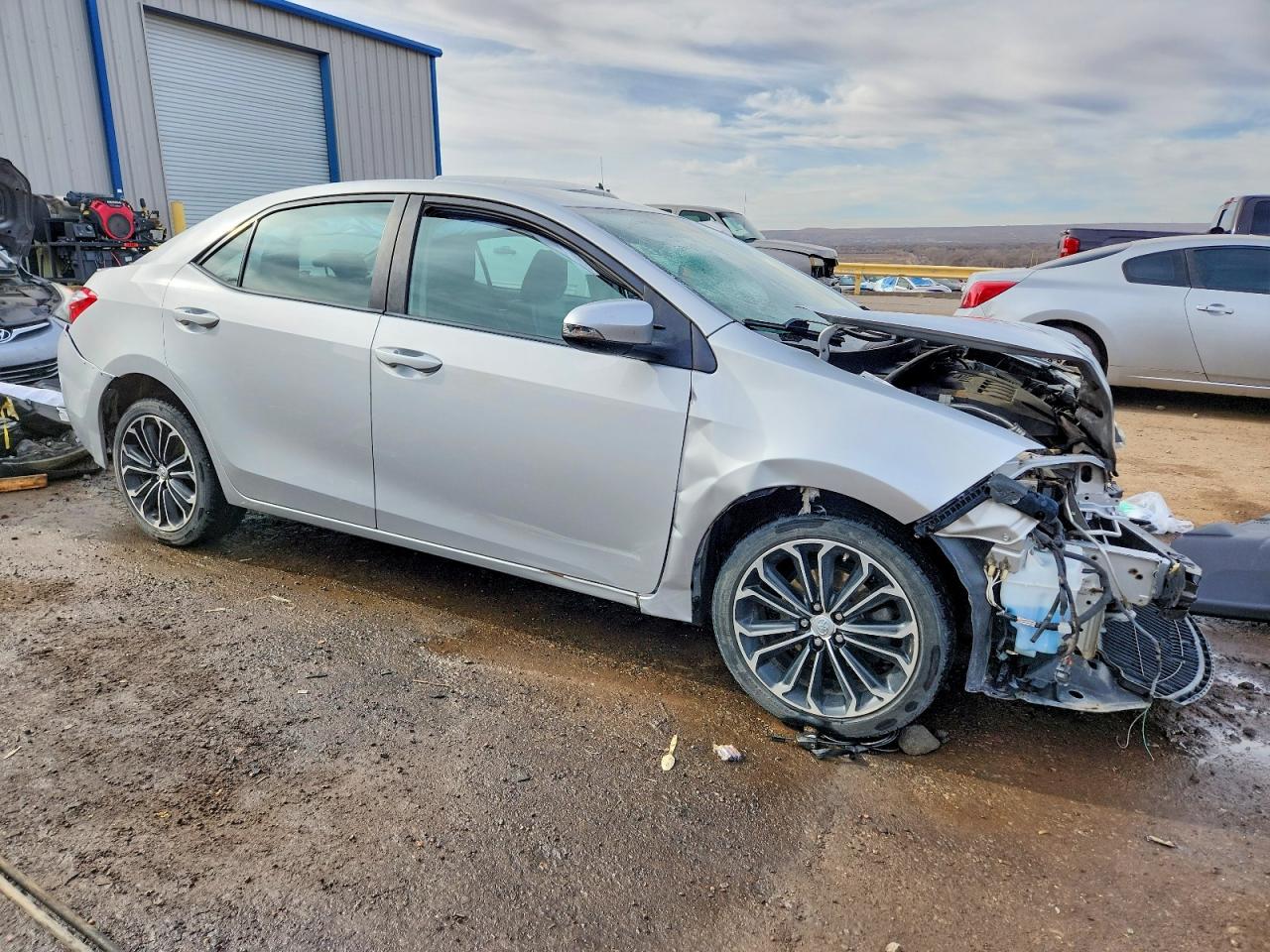 2015 TOYOTA COROLLA L photo 4
