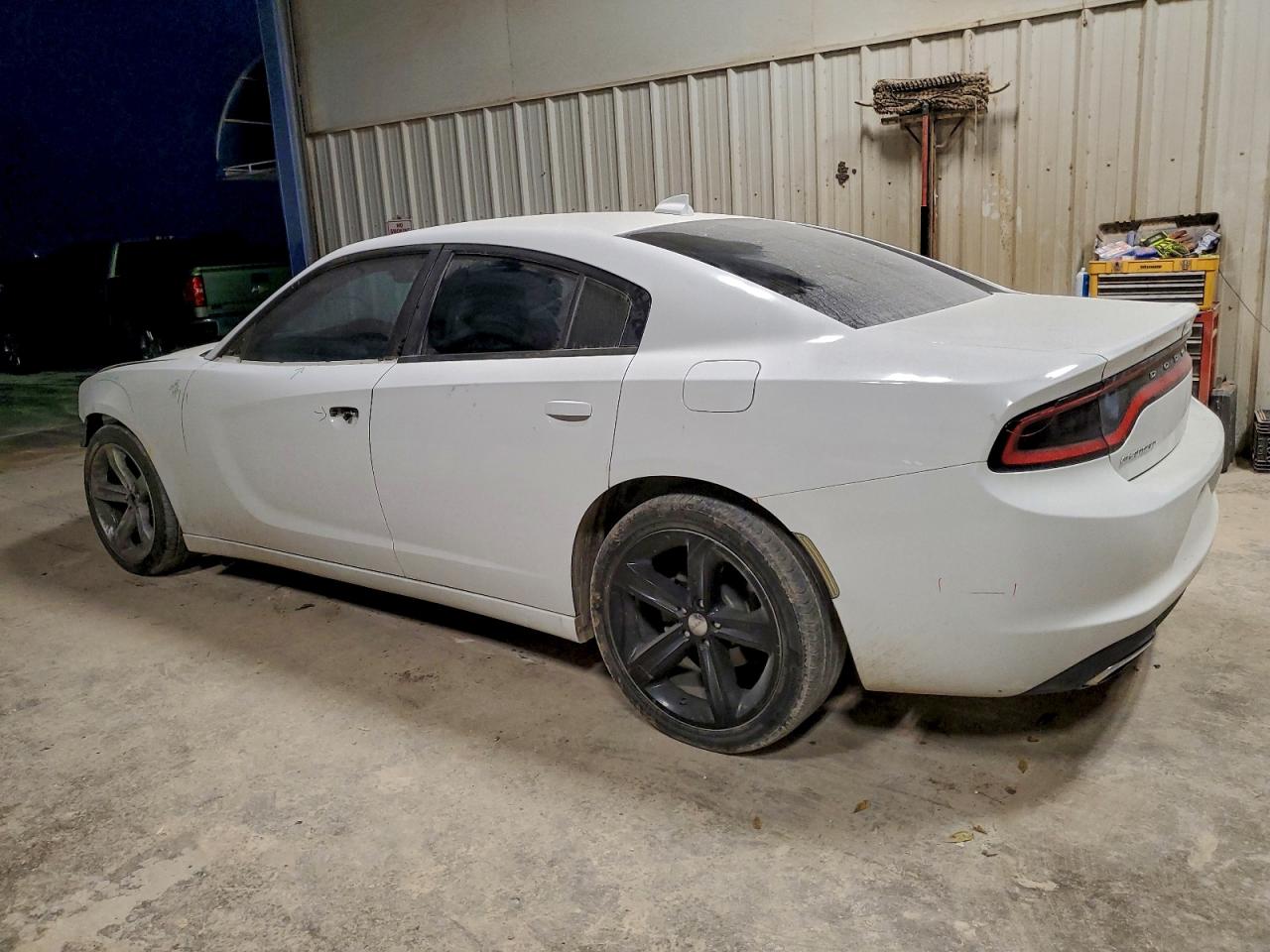 2015 DODGE CHARGER SXT photo 2