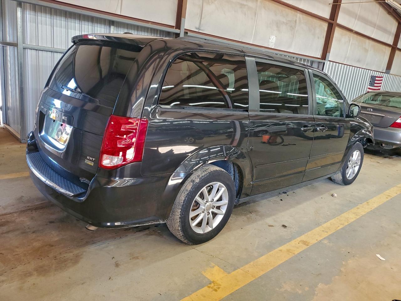 2015 DODGE GRAND CARAVAN SXT photo 3