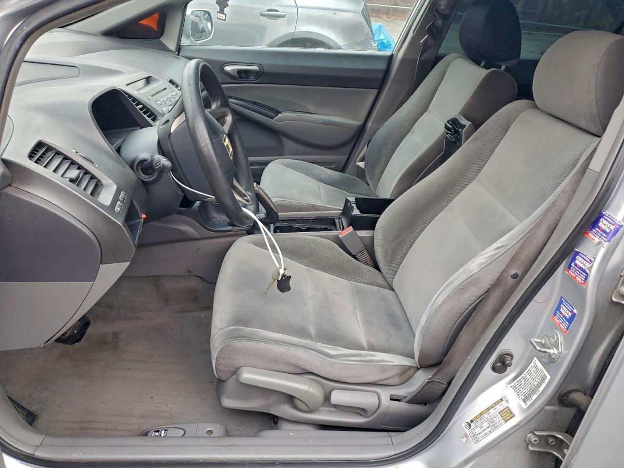 2011 HONDA CIVIC LX photo 7