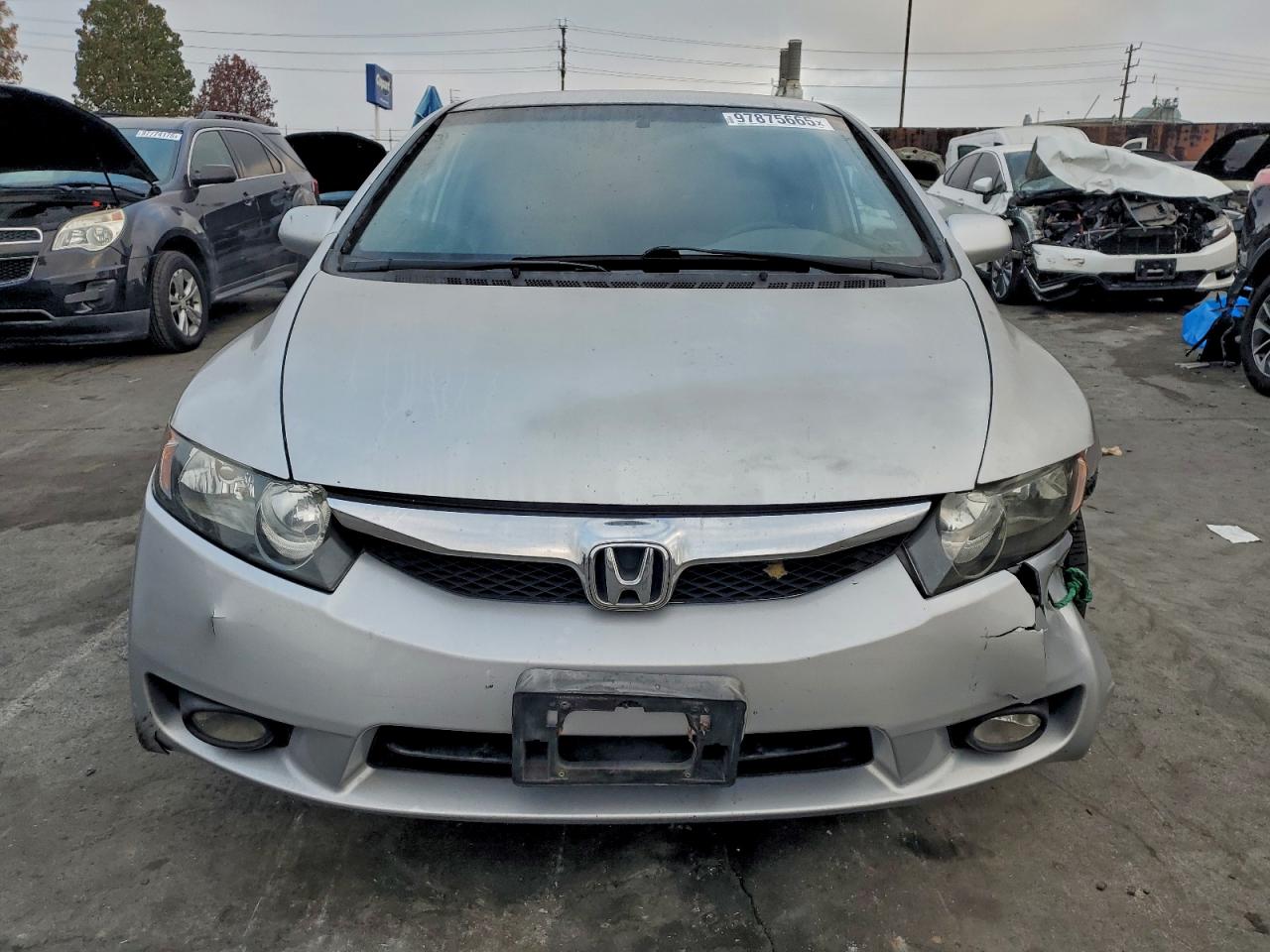 2011 HONDA CIVIC LX photo 5