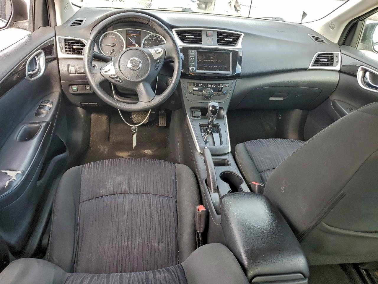 2019 NISSAN SENTRA S photo 8