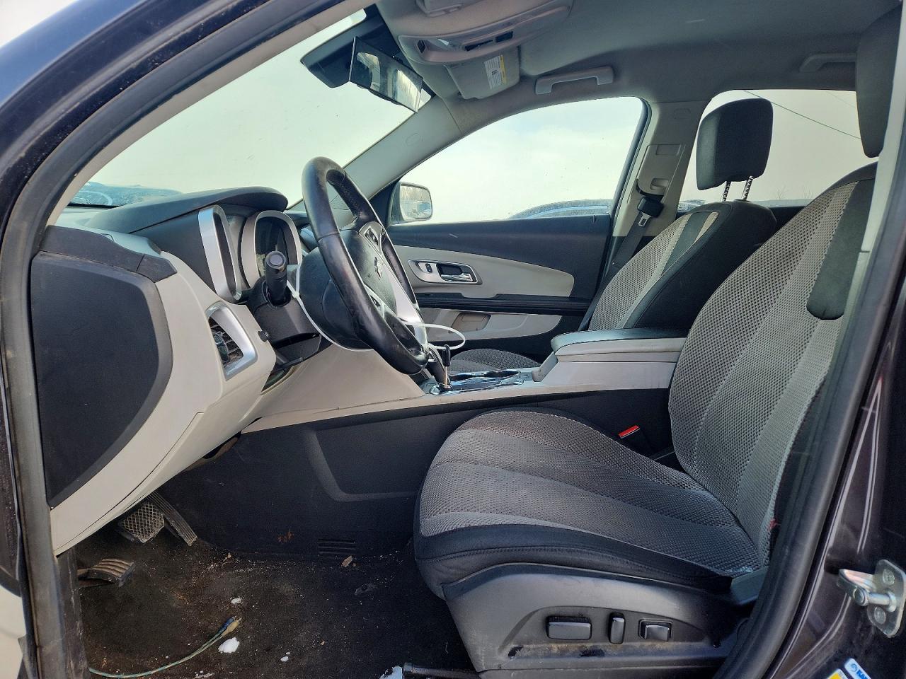 2015 CHEVROLET EQUINOX LT photo 13