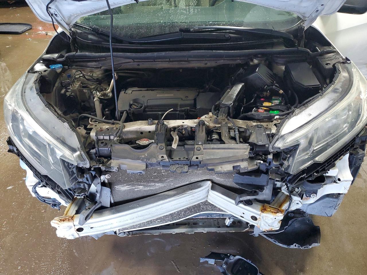 2016 HONDA CR-V LX photo 12