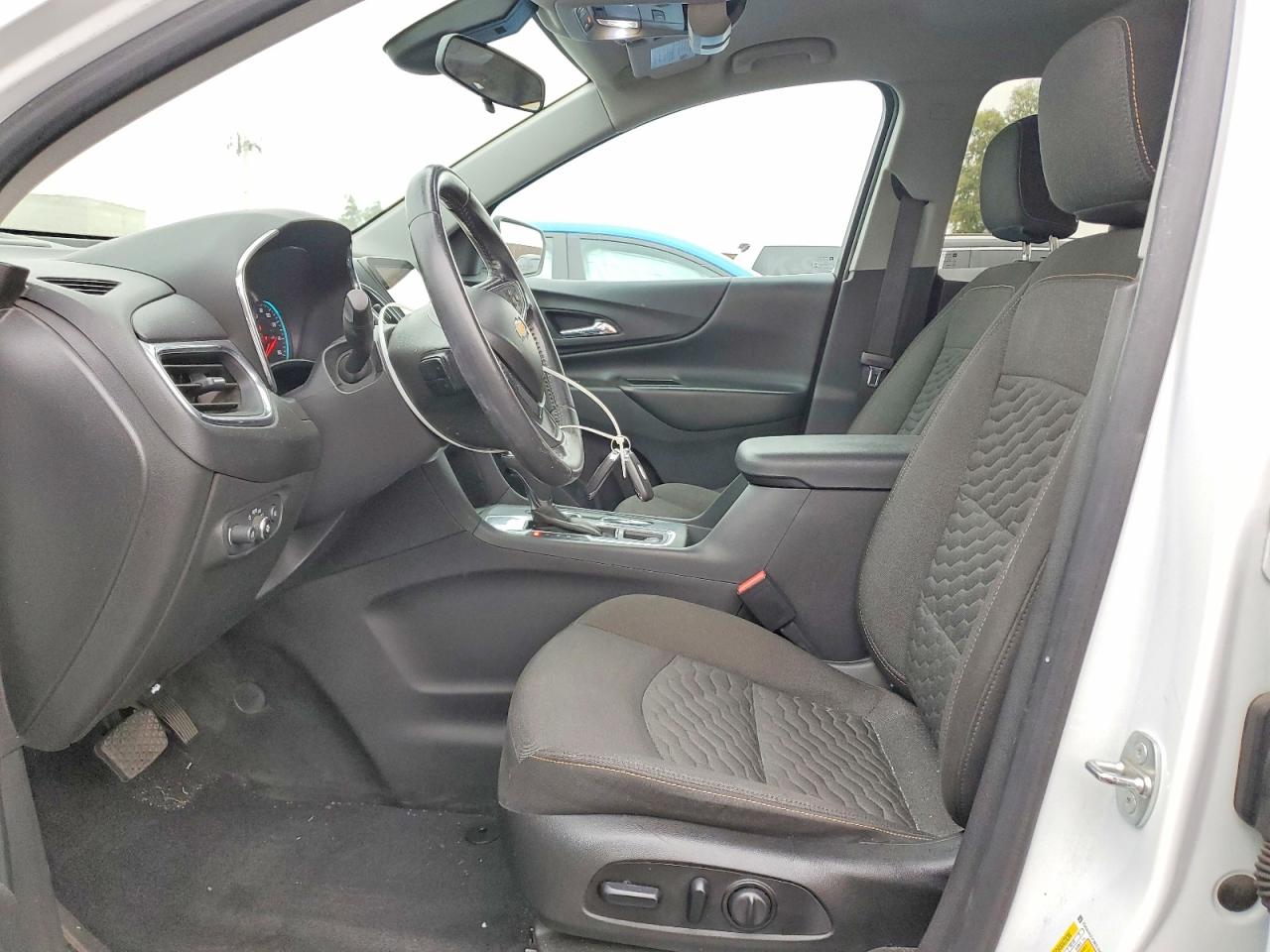 2021 CHEVROLET EQUINOX LT photo 7