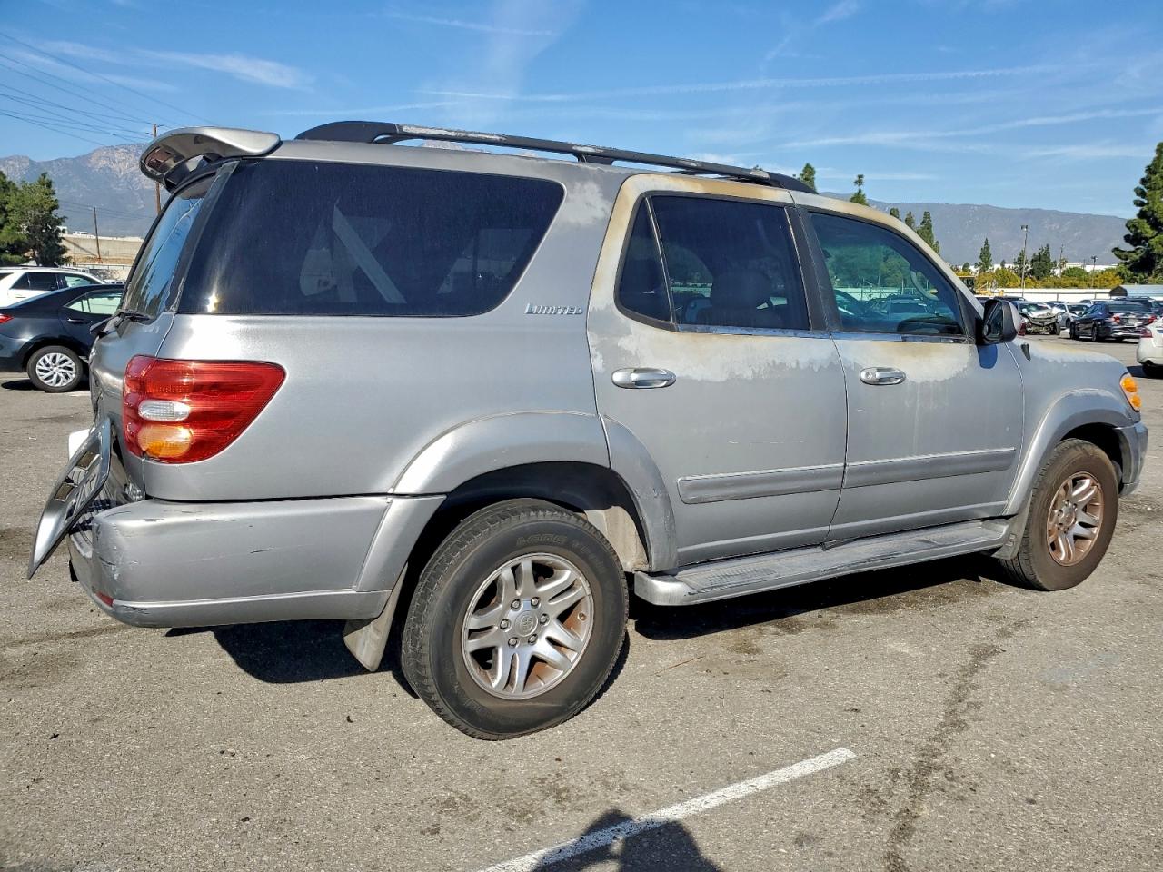 2003 TOYOTA SEQUOIA LIMITED photo 3