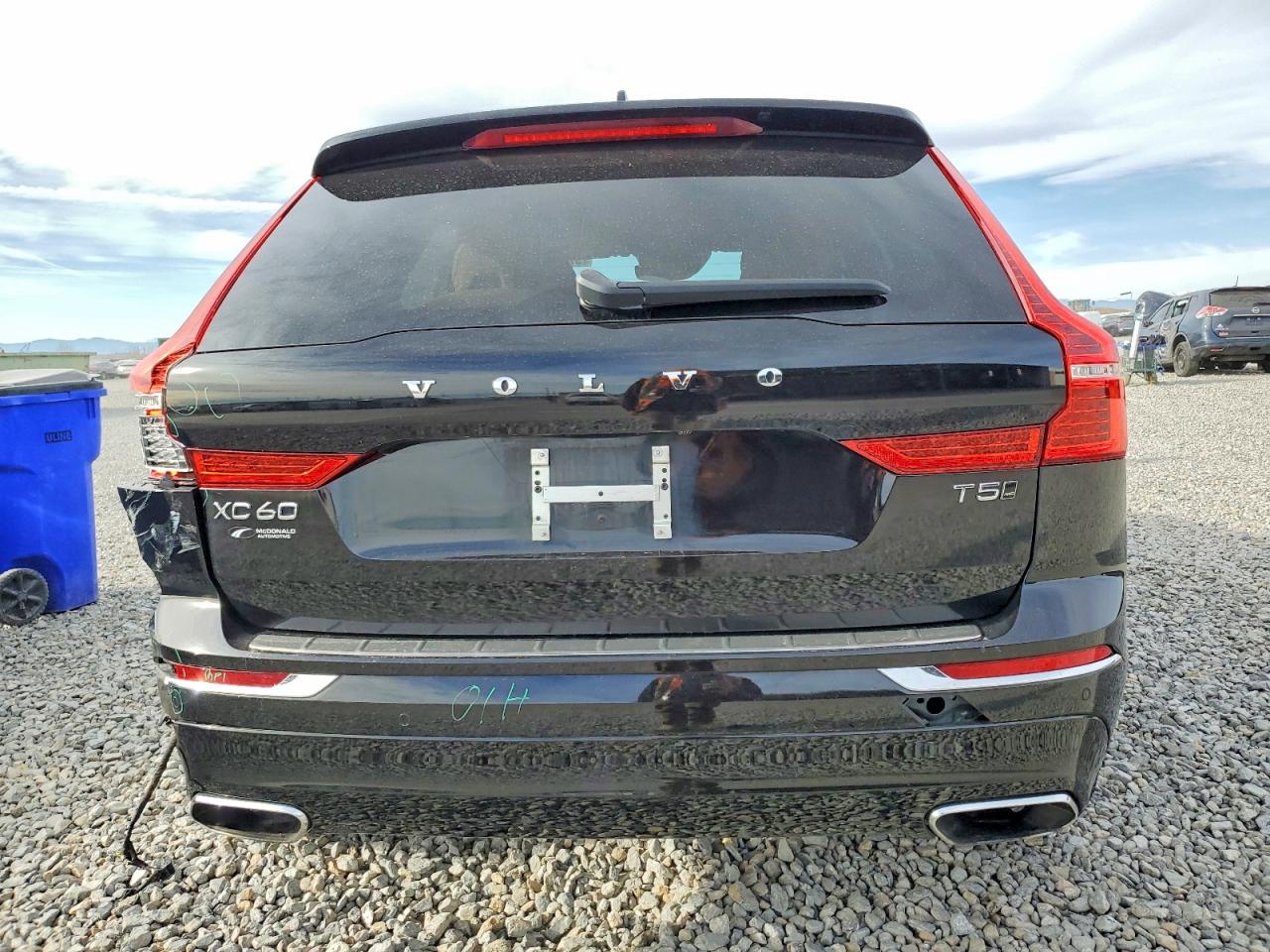 2021 VOLVO XC60 T5 INSCRIPTION photo 6