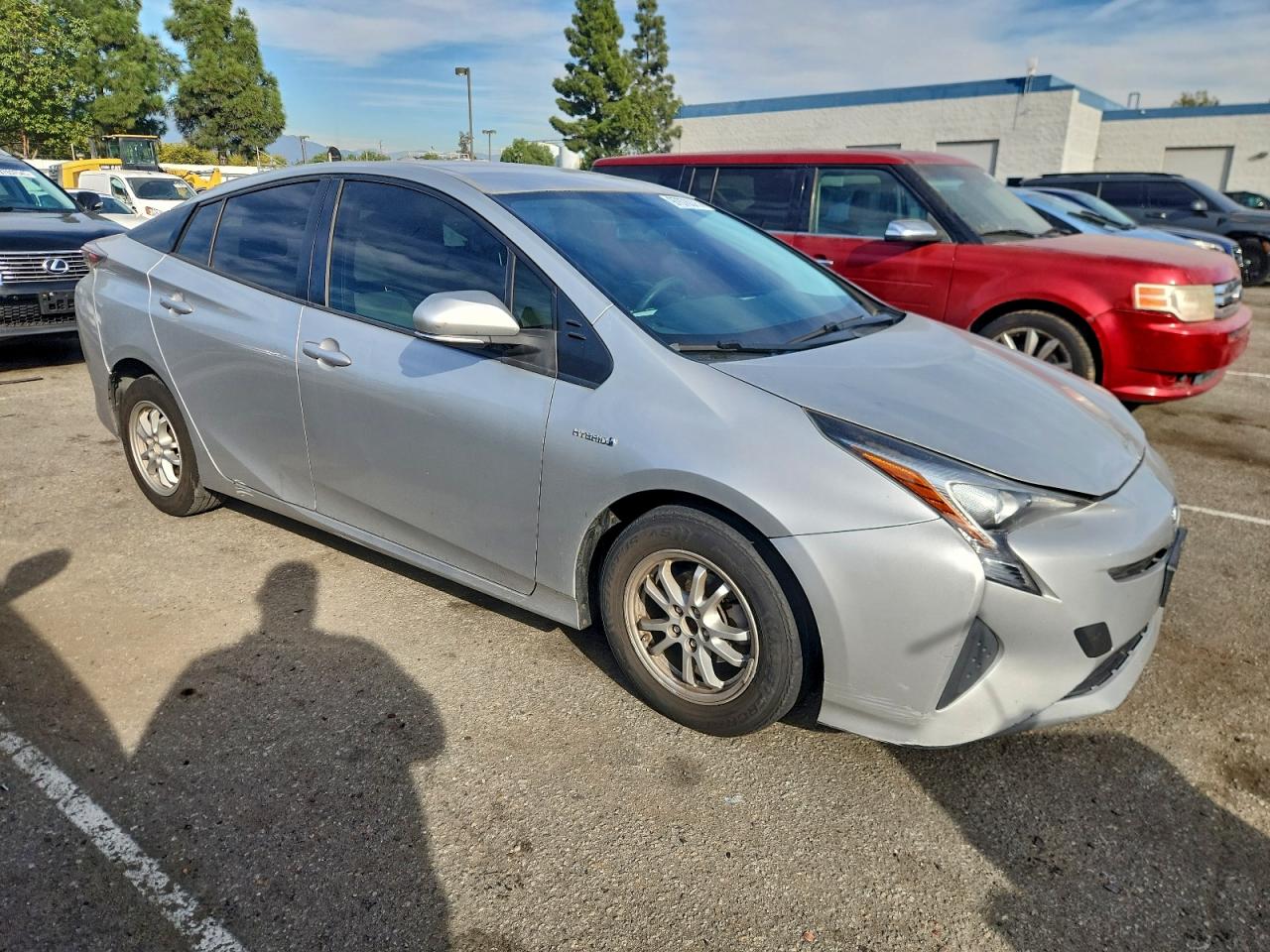 2016 TOYOTA PRIUS photo 4