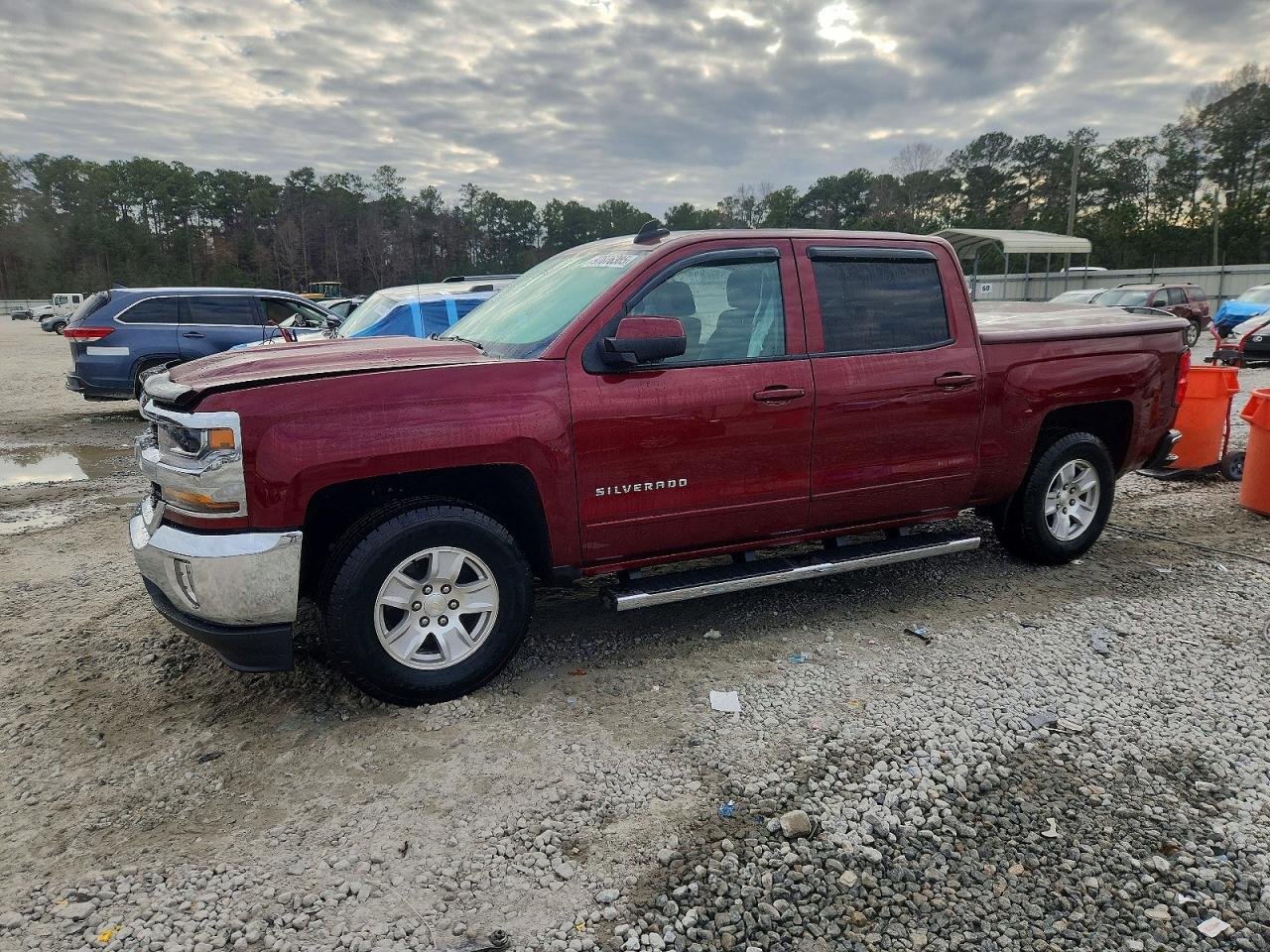 2017 CHEVROLET SILVERADO