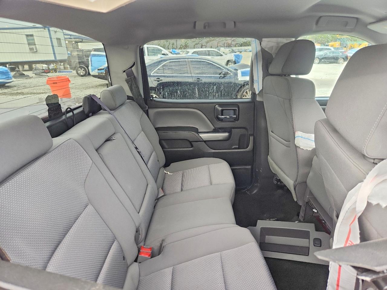 2017 CHEVROLET SILVERADO C1500 LT photo 10