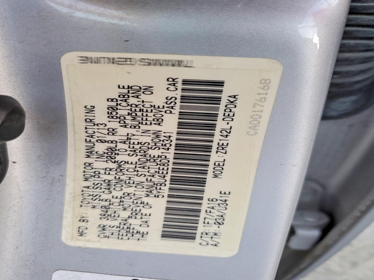 2013 TOYOTA COROLLA BASE photo 12
