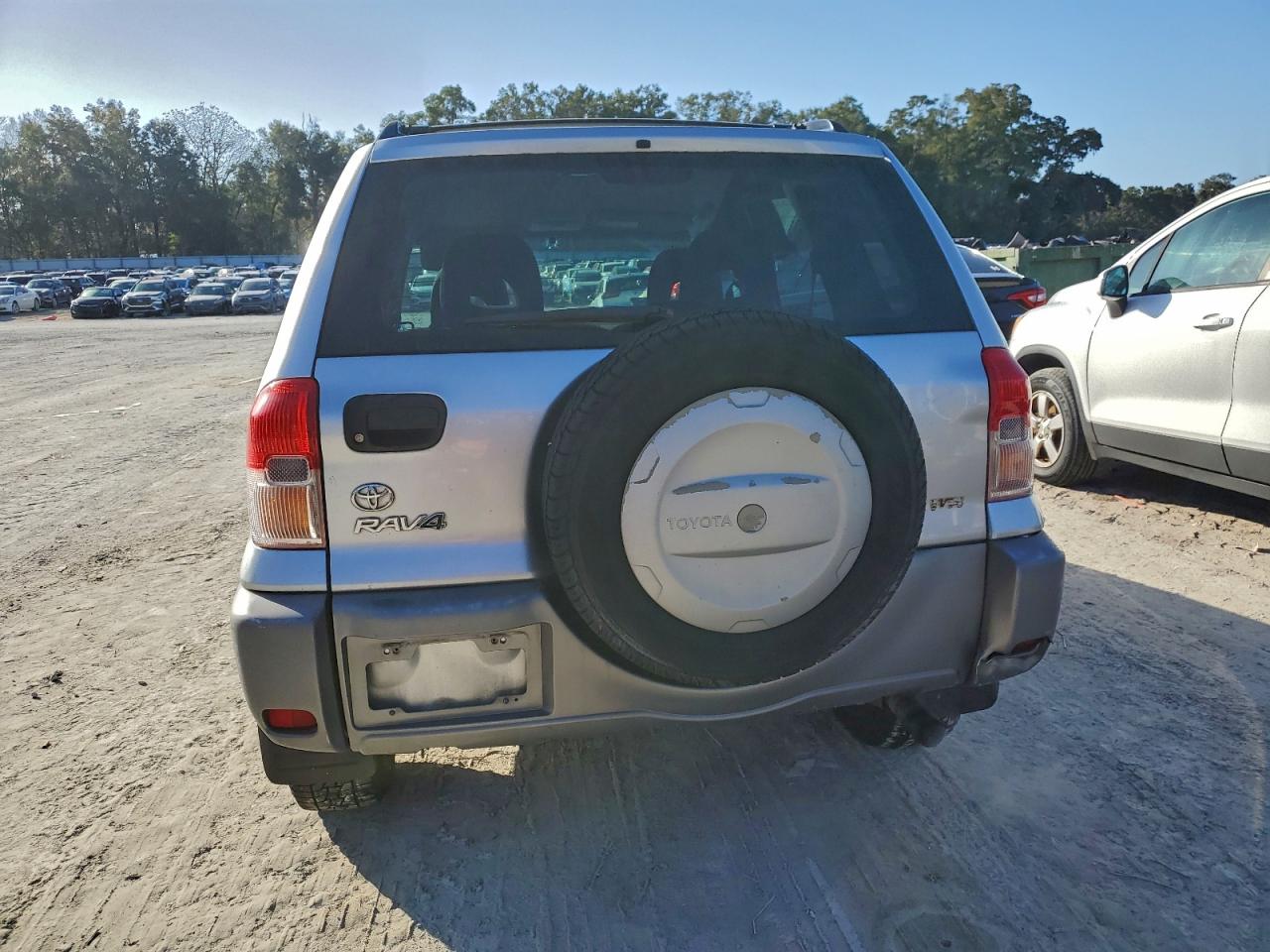 2003 TOYOTA RAV4 photo 6