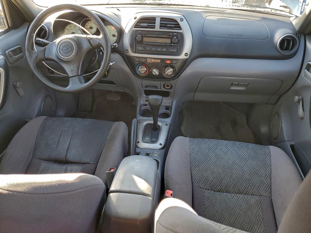 2003 TOYOTA RAV4 photo 8