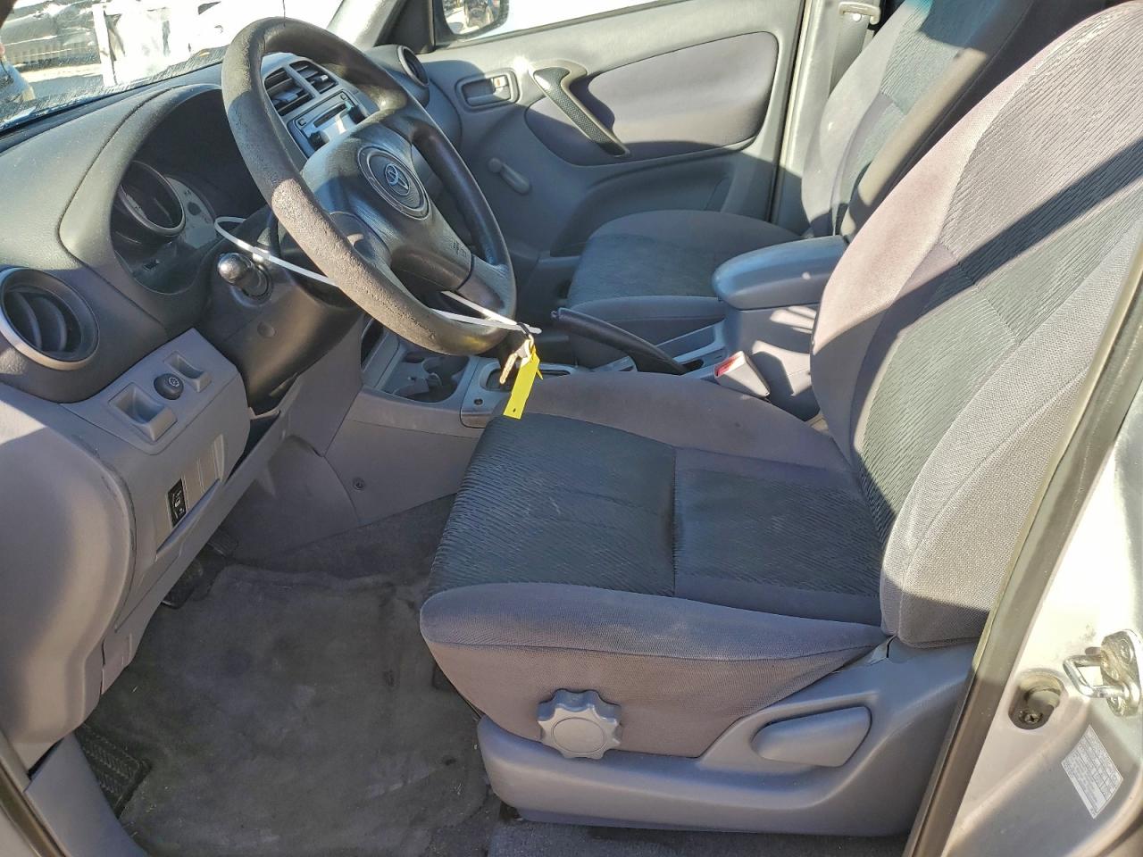 2003 TOYOTA RAV4 photo 7