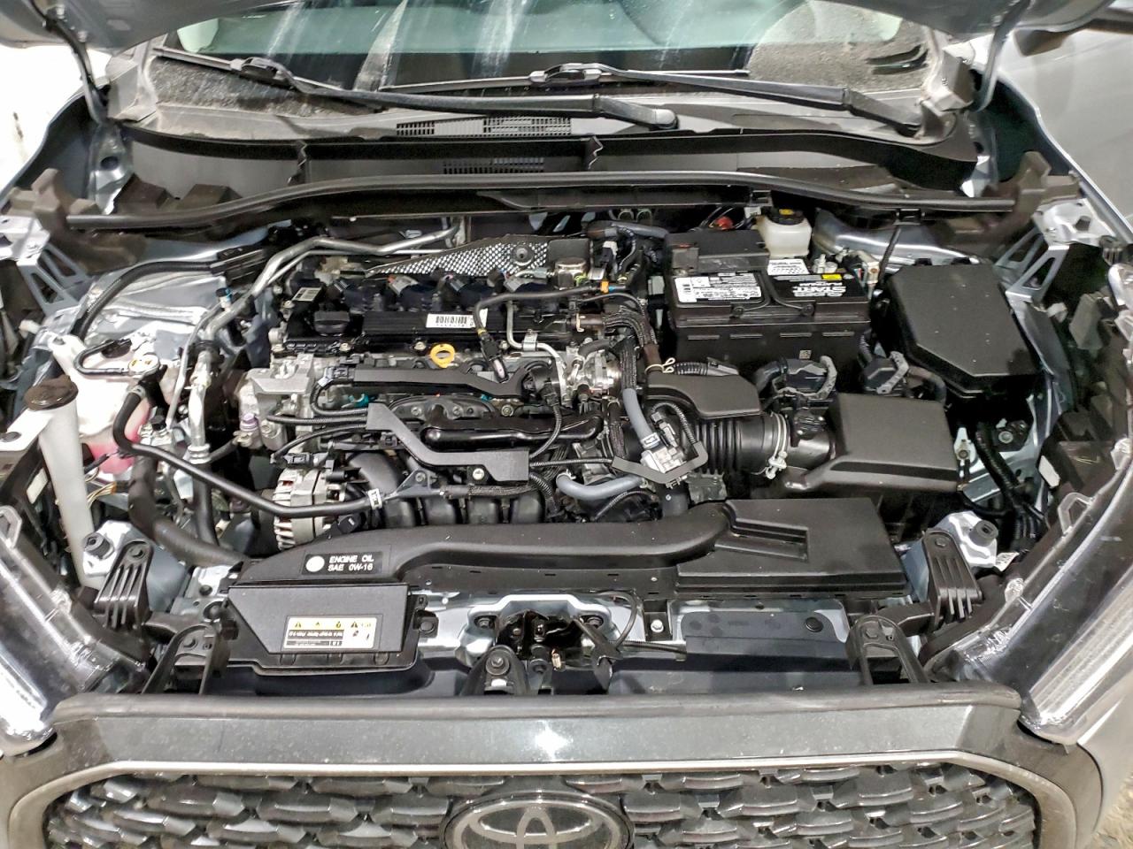 2023 TOYOTA COROLLA CROSS XLE photo 12