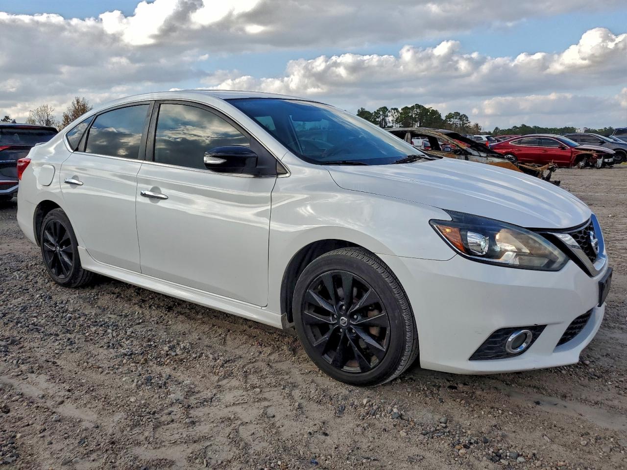 2017 NISSAN SENTRA SR TURBO photo 4