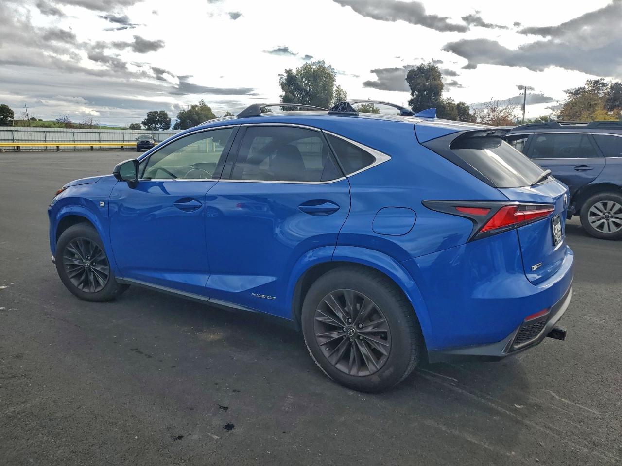 2021 LEXUS NX 300H BASE photo 2