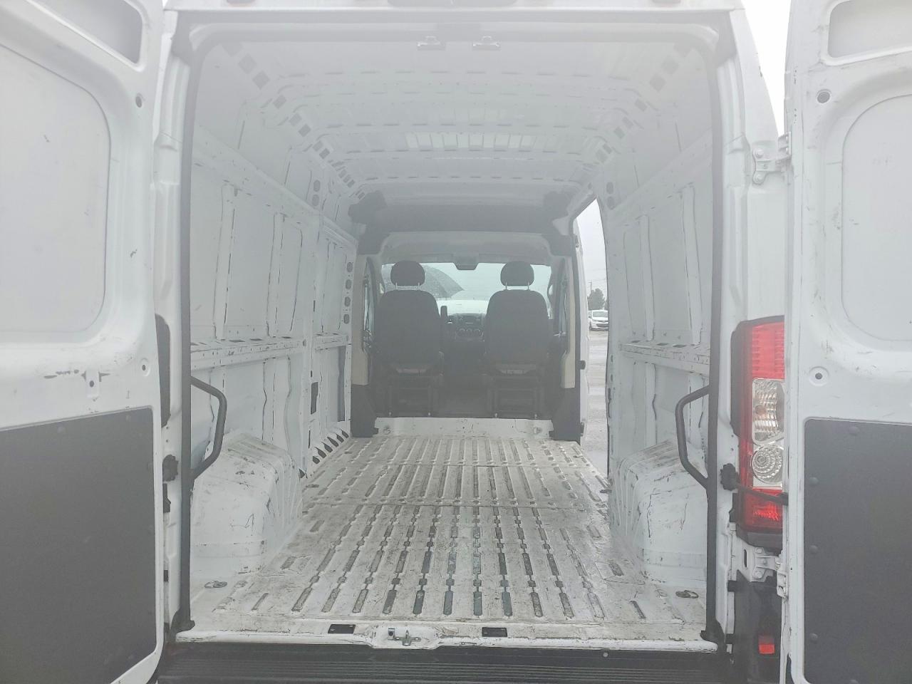 2019 RAM PROMASTER 2500 DELIVERY VAN photo 10