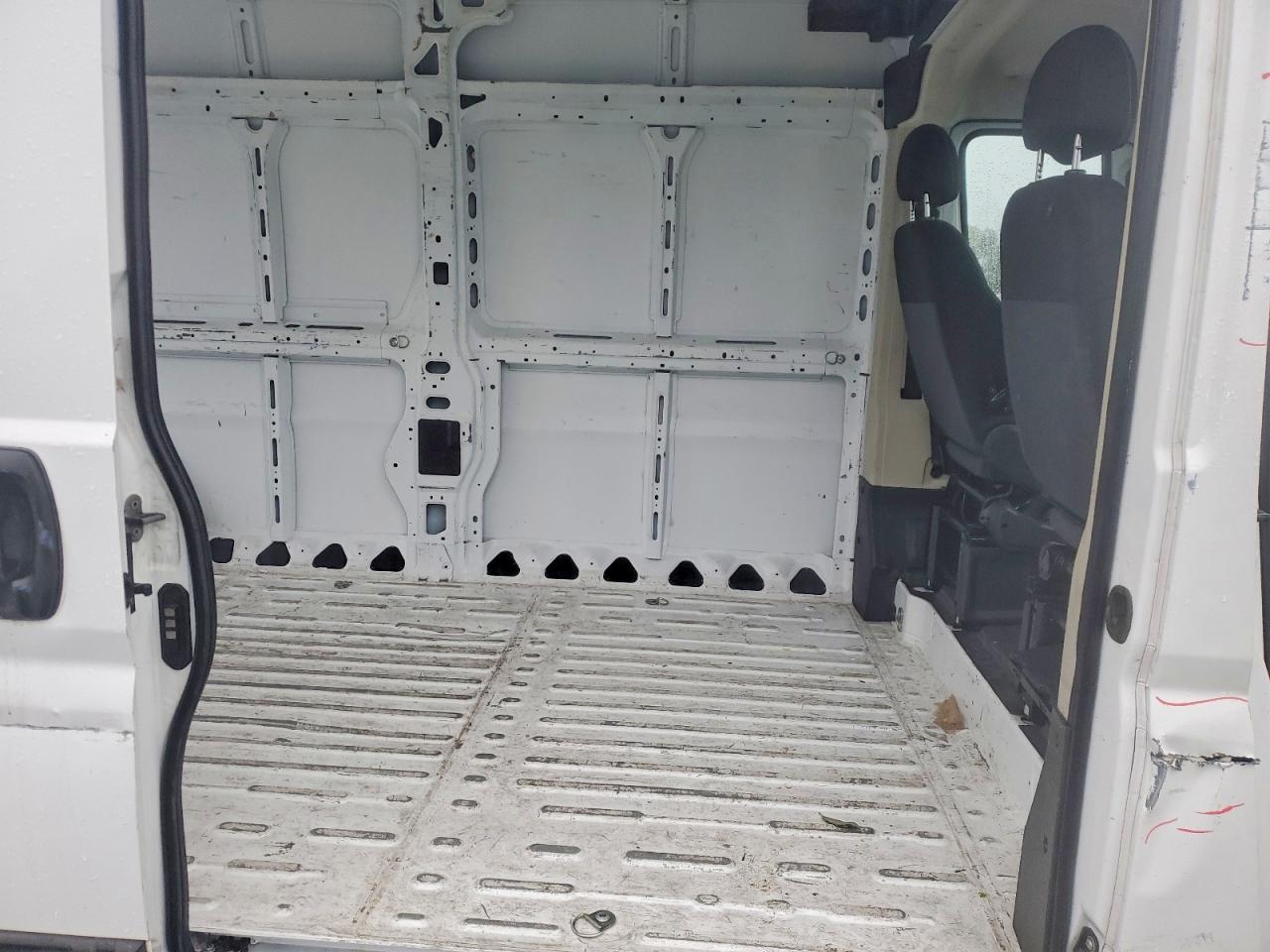 2019 RAM PROMASTER 2500 DELIVERY VAN photo 11
