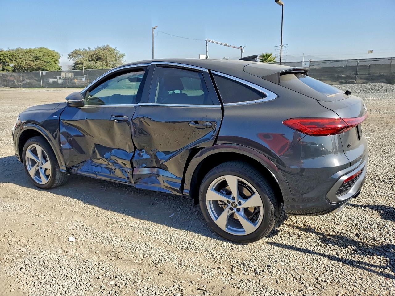 2025 AUDI Q5 SPORTBACK PREMIUM PLUS photo 3