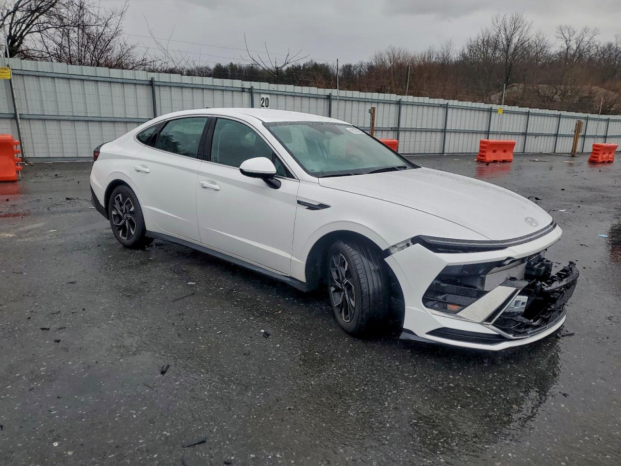 2024 HYUNDAI SONATA SEL photo 4