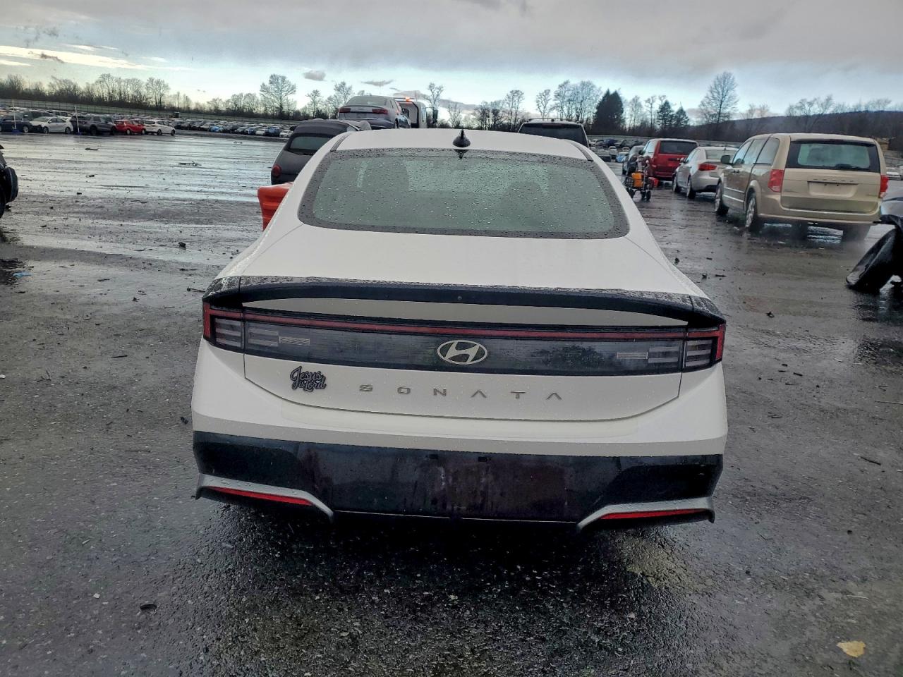 2024 HYUNDAI SONATA SEL photo 6