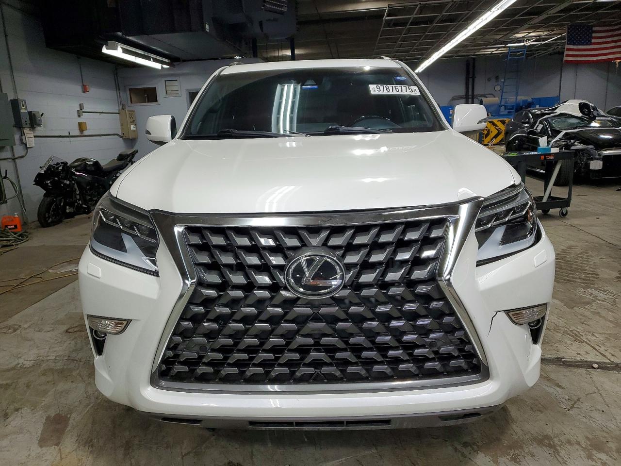 2021 LEXUS GX photo 5