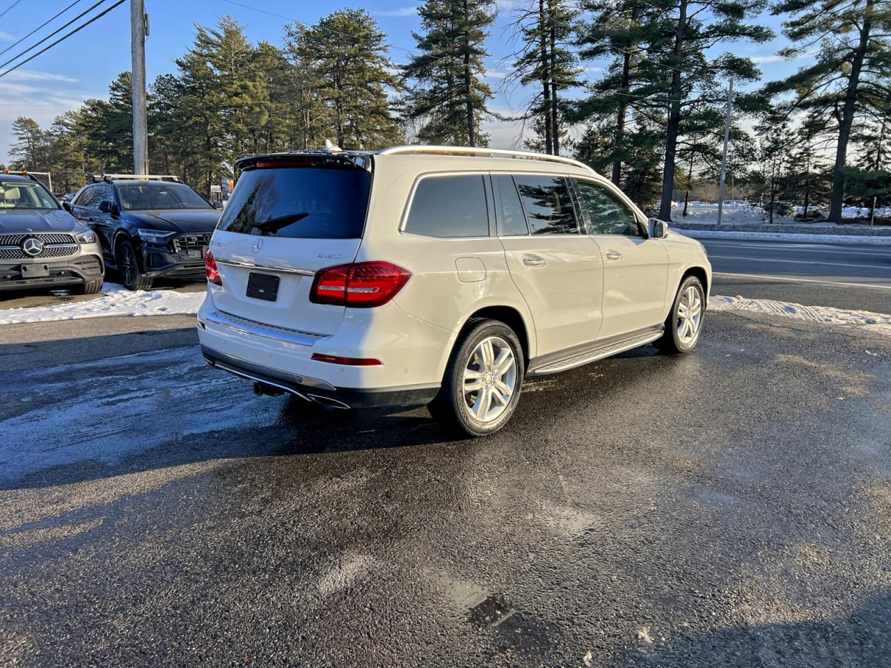 2017 MERCEDES-BENZ GLS 450 4MATIC photo 4
