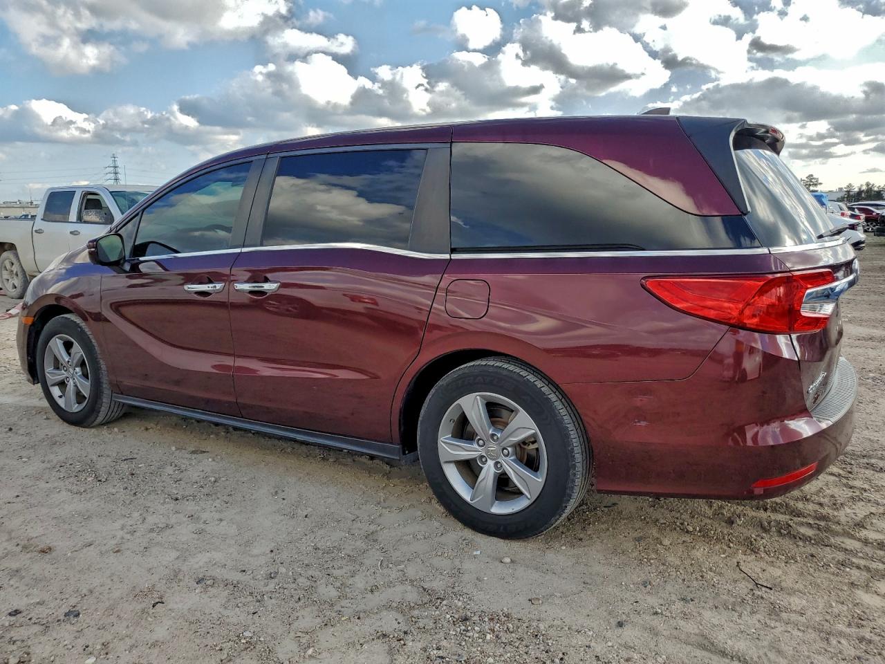 2019 HONDA ODYSSEY EX photo 2