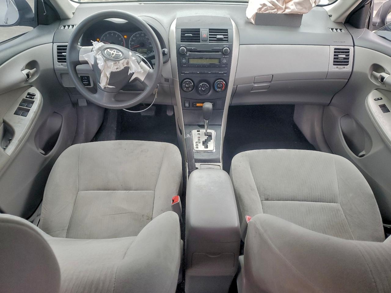 2010 TOYOTA COROLLA BASE photo 8