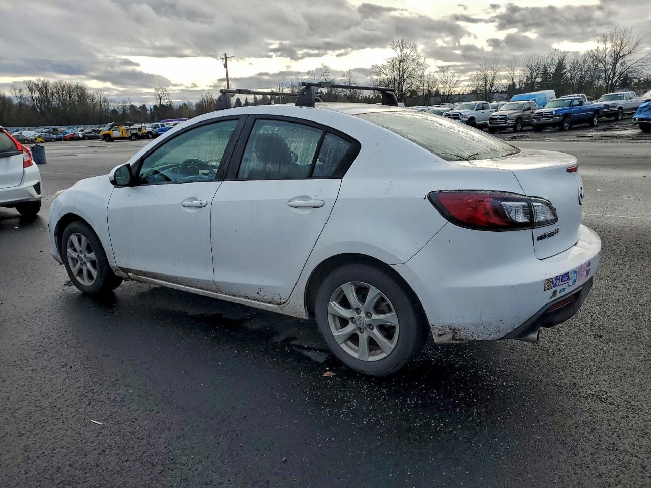 2010 MAZDA 3 I photo 2