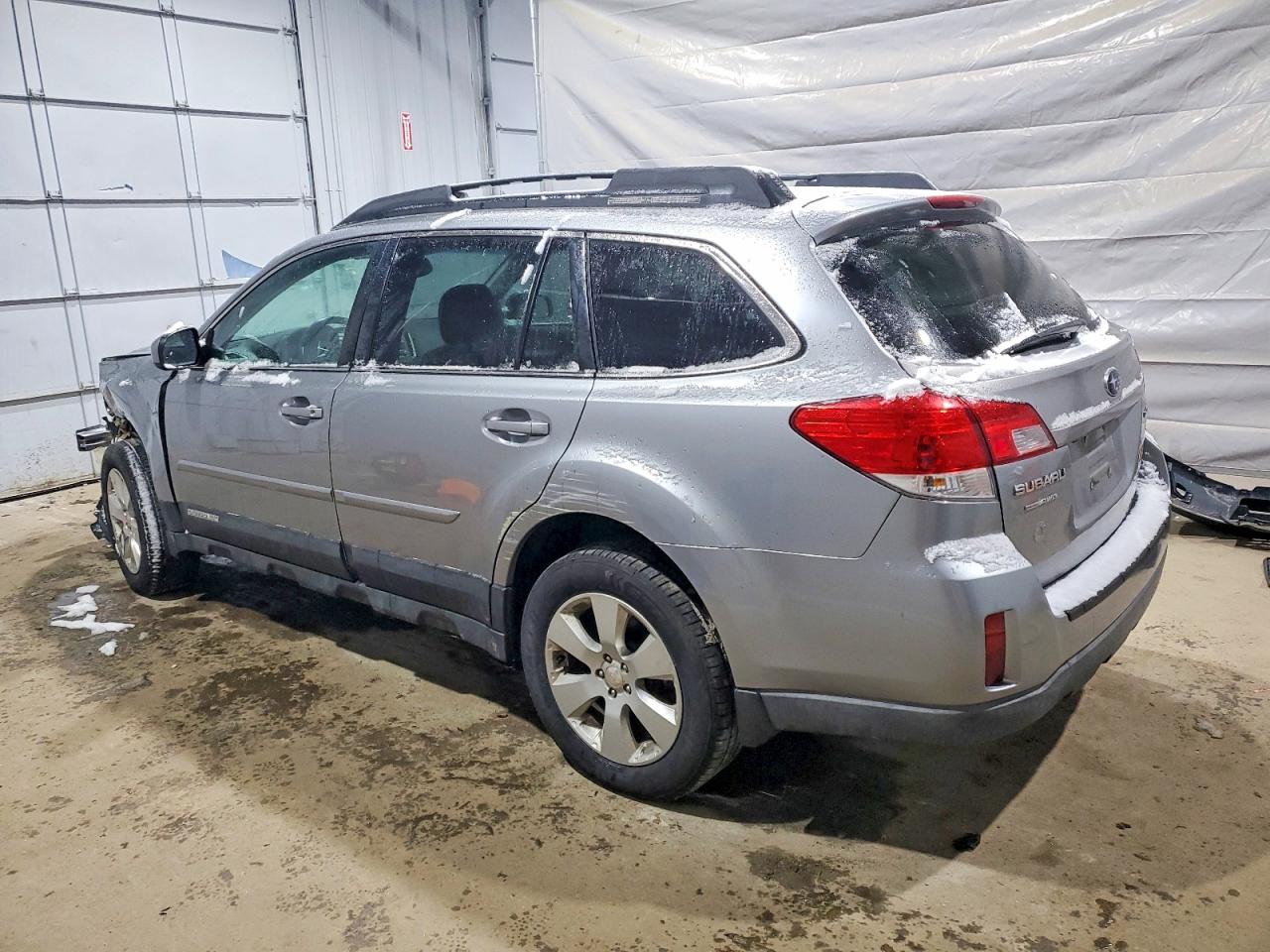 2011 SUBARU OUTBACK 2.5I PREMIUM photo 2