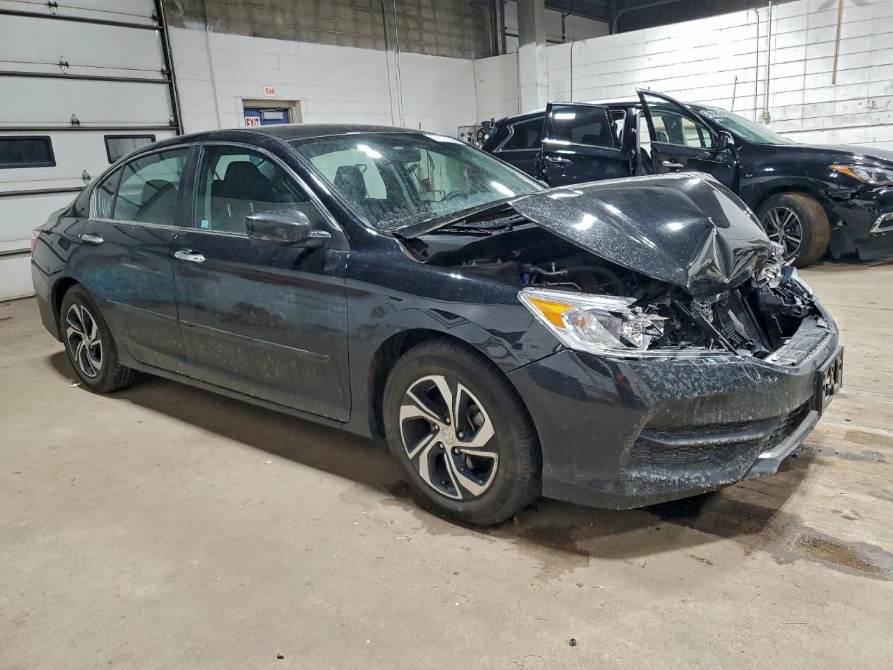 2016 HONDA ACCORD LX photo 4