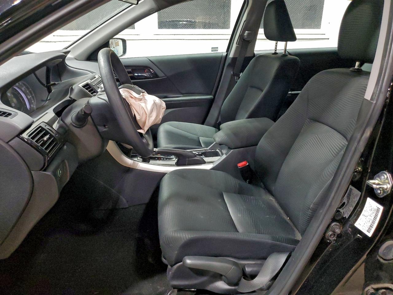 2016 HONDA ACCORD LX photo 7