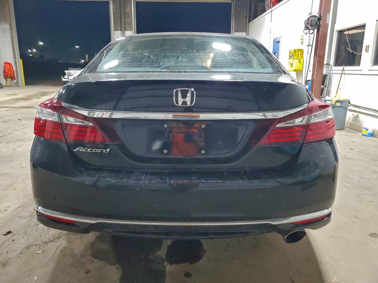 2016 HONDA ACCORD LX photo 6